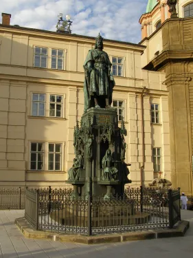 Pomník Karla IV. v Praze